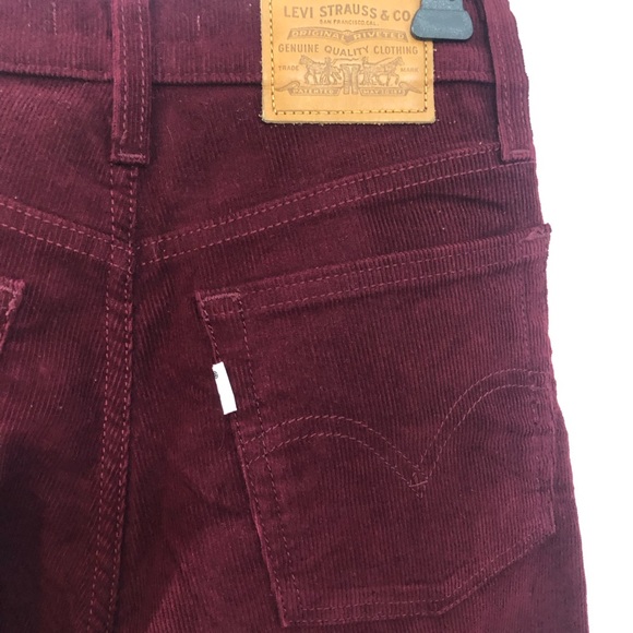 Levi's Corduroy Pants Womens Size 24 Wedgie Straight Burgundy Red Button Fly - Picture 8 of 14